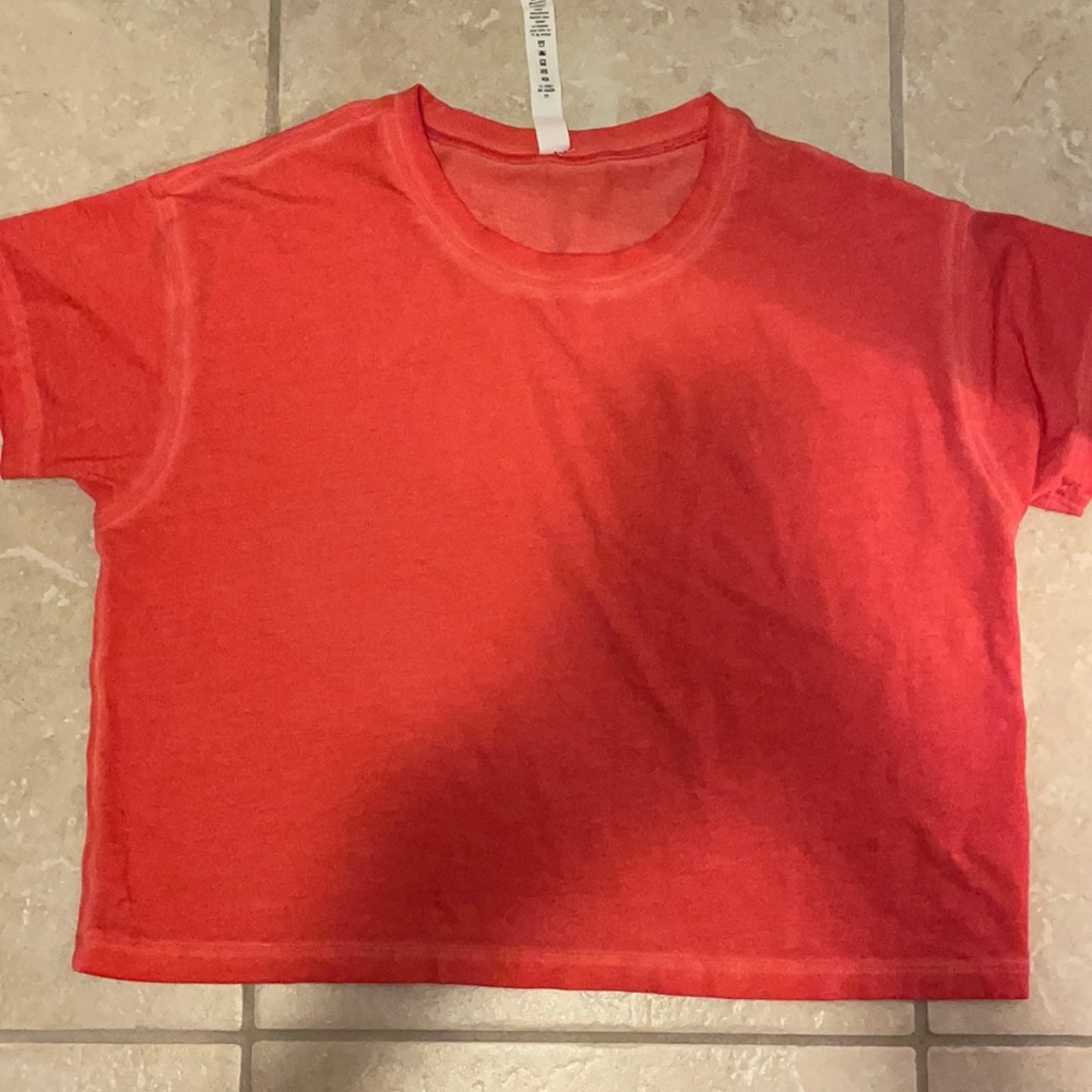 Lululemon crop tee, size 2, worn once